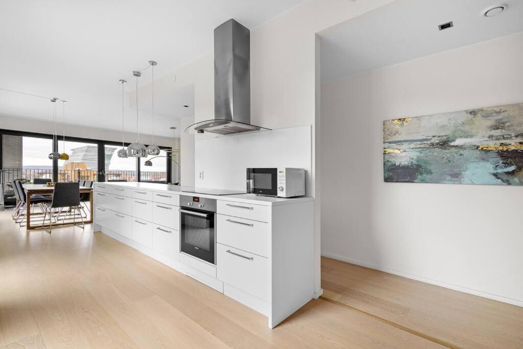 Modern 3Bed Room Sea View Apartment @ Oslo Barcode מראה חיצוני תמונה