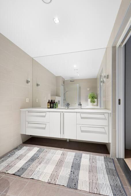 Modern 3Bed Room Sea View Apartment @ Oslo Barcode מראה חיצוני תמונה
